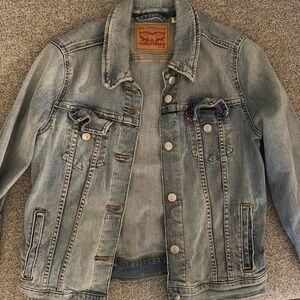 Levi’s Jean Jacket - Medium
